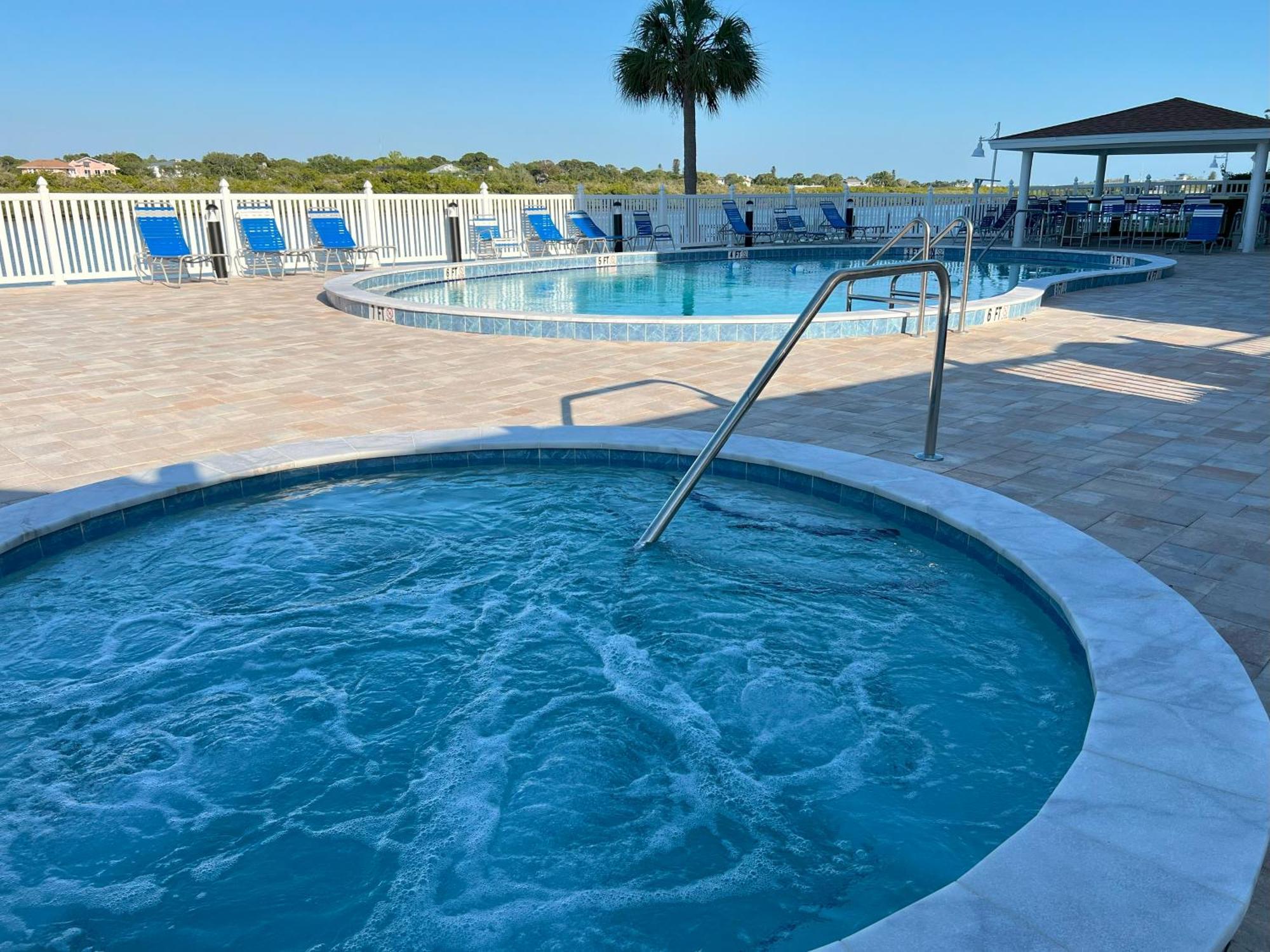 Bayshore Yatch Tennis Condo 2Br 3 Beds, Walking Distance To Beautiful Quite Beach Clearwater Beach Exterior foto